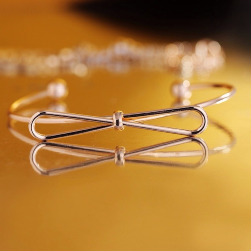 🌟🎁LAST ONE! Gold bangles! - Picture 5 of 5